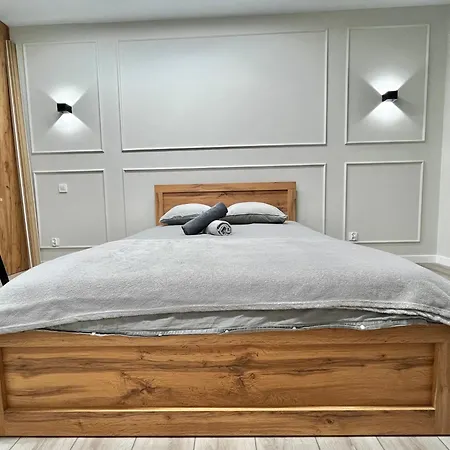 Kalwaryjska Street شقة